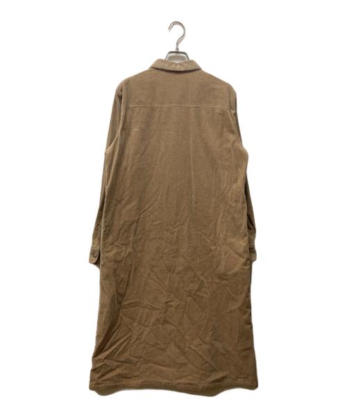 Mademoiselle NON NON（マドモアゼルノンノン）Mademoiselle NON NON (マドモアゼルノンノン) カシミヤ混コーデュロイシャツワンピース ベージュ サイズ:Lの古着・服飾アイテム