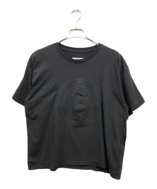 MM6 Maison Margiela（エムエムシックスメゾンマルジェラ）MM6 Maison Margiela (エムエムシックスメゾンマルジェラ) エンボスロゴカットソー ブラック サイズ:SIZE 14の古着・服飾アイテム