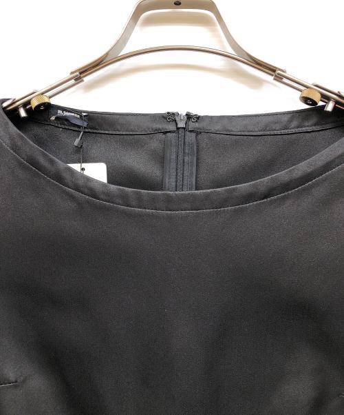 JIL SANDER NAVY（ジルサンダー ネイビー）JIL SANDER NAVY (ジルサンダー ネイビー) シルク100％ビーズブラウス ブラック サイズ:Mの古着・服飾アイテム