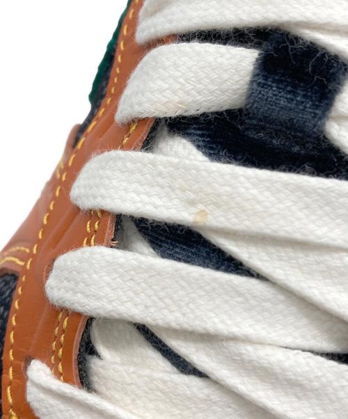 NIKE（ナイキ）NIKE (ナイキ) ローカットスニーカー ブラウン サイズ:SIZE 26.5cmの古着・服飾アイテム