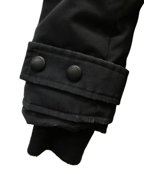 CANADA GOOSE（カナダグース）CANADA GOOSE (カナダグース) Mackenzie Parka Heritage ネイビー サイズ:Ｓの古着・服飾アイテム