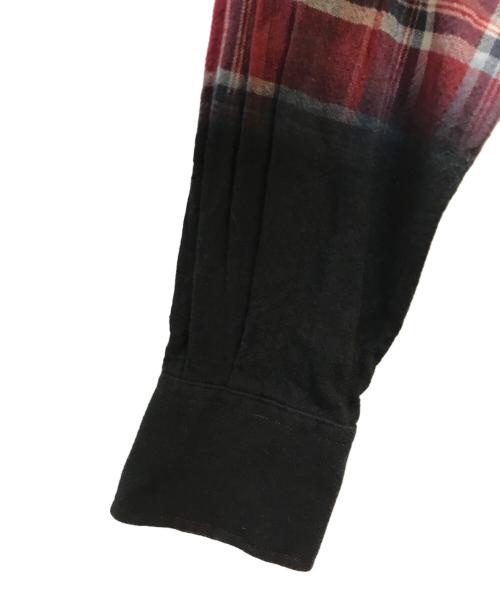 Thom Browne（トムブラウン）Thom Browne (トムブラウン) CORSO COMO COMME des GARCONS チェック グラデーションシャツ レッド×ブラック サイズ:Ｓの古着・服飾アイテム
