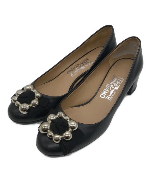Salvatore Ferragamo（サルヴァトーレ フェラガモ）Salvatore Ferragamo (サルヴァトーレ フェラガモ) 装飾リボンパンプス ブラック サイズ:40の古着・服飾アイテム