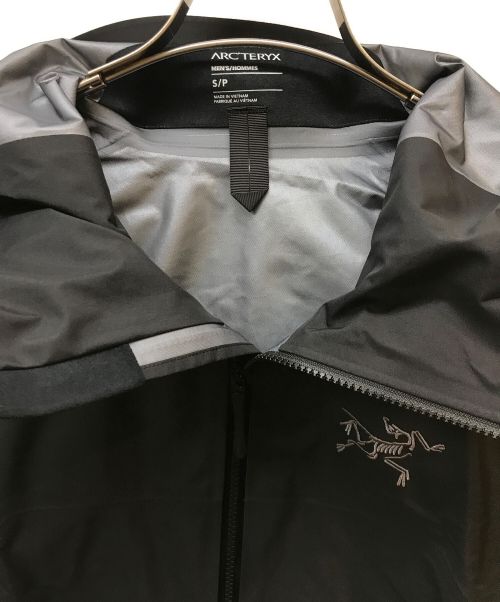 ARC'TERYX（アークテリクス）ARC'TERYX (アークテリクス) Beta Lightweight Jacket ブラック サイズ:Ｓの古着・服飾アイテム