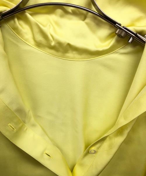 DRIES VAN NOTEN（ドリスヴァンノッテン）DRIES VAN NOTEN (ドリスヴァンノッテン) スタンドカラーレーヨンブラウス イエロー サイズ:Sの古着・服飾アイテム