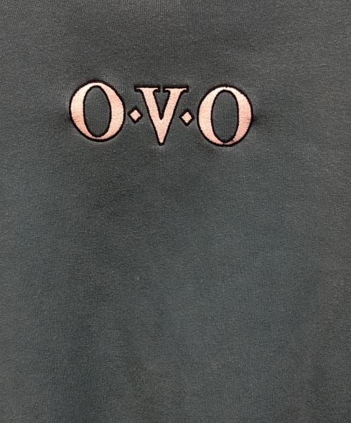 OVO（オクトーバーズ ベリー オウン）OVO (オクトーバーズ ベリー オウン) クルーネックスウェット ブルー サイズ:Mの古着・服飾アイテム