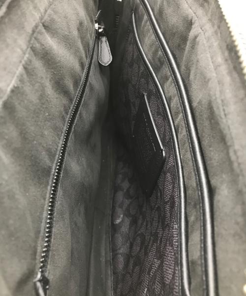 COACH（コーチ）COACH (コーチ) ゴッサム ブリーフ・シグネチャー キャンバス インテリア ブラックの古着・服飾アイテム