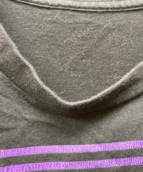 CHROME HEARTS（クロムハーツ）CHROME HEARTS (クロムハーツ) FOTI DOG tシャツ ブラック×パープル サイズ:Lの古着・服飾アイテム