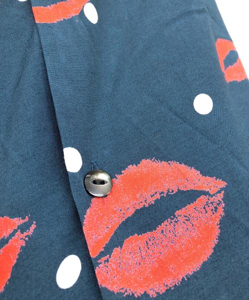 Aloha Blossom（アロハブロッサム）Aloha Blossom (アロハブロッサム) Kiss ALOHA SHIRTS ネイビー サイズ:42の古着・服飾アイテム