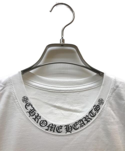 CHROME HEARTS（クロムハーツ）CHROME HEARTS (クロムハーツ) ネックロゴtシャツ ホワイト サイズ:Lの古着・服飾アイテム