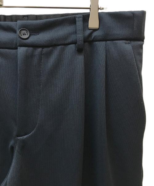 BOSS（ボス）BOSS (ボス) AJBXNG 2タックテーパードトラウザー ネイビー サイズ:52 未使用品の古着・服飾アイテム