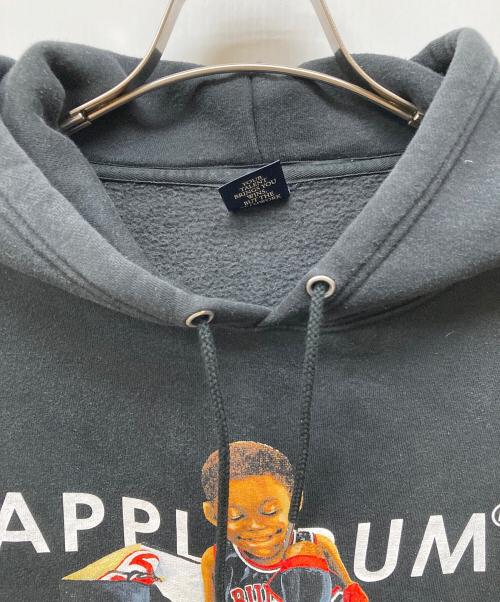 APPLEBUM（アップルバム）APPLEBUM (アップルバム) Chicago Boy プリントパーカー ブラック サイズ:Mの古着・服飾アイテム