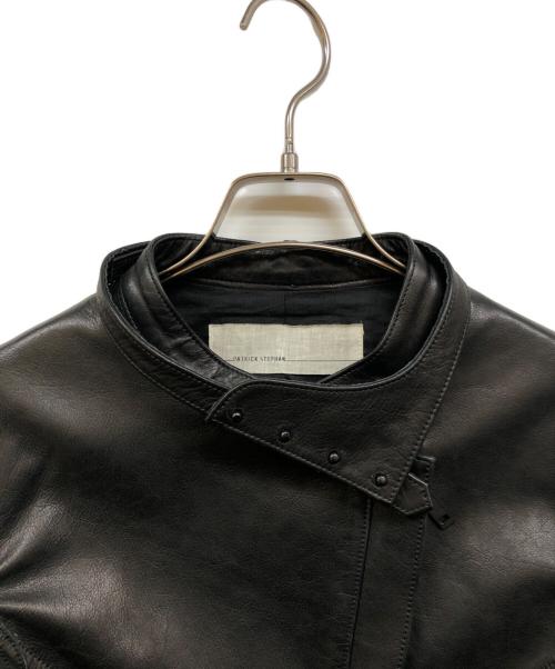 PATRICK STEPHAN（パトリックステファン）PATRICK STEPHAN (パトリックステファン) ストラップ付ライダースジャケット ブラック サイズ:36の古着・服飾アイテム