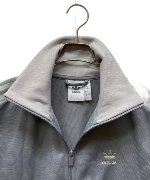 adidas Originals（アディダスオリジナル）adidas Originals (アディダスオリジナル) 25SS アディカラー クラシック トラックトップ カラー：Grey Three/Grey  サイズ:Lの古着・服飾アイテム