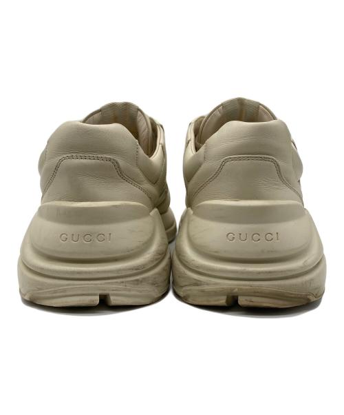 GUCCI（グッチ）GUCCI (グッチ) ライトン ロゴスニーカー アイボリー サイズ:SIZE 8 1/2の古着・服飾アイテム