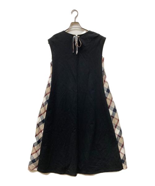 BLUE LABEL CRESTBRIDGE（ブルーレーベルクレストブリッジ）BLUE LABEL CRESTBRIDGE (ブルーレーベルクレストブリッジ) サイドチェックノースリーブワンピース ブラック サイズ:38の古着・服飾アイテム