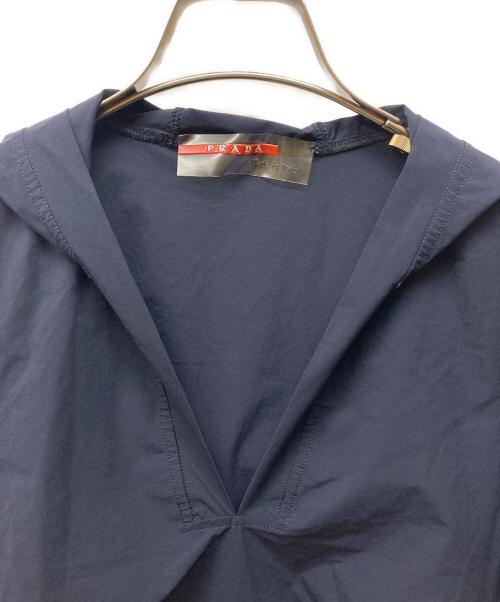 PRADA SPORTS（プラダスポーツ）PRADA SPORTS (プラダスポーツ) アーカイブキーネックストレッチフーディ ネイビー サイズ:Mの古着・服飾アイテム