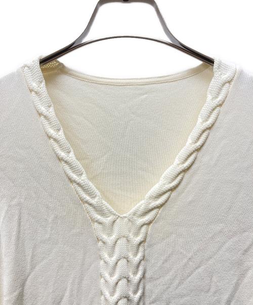 JENNE（ジェンヌ）JENNE (ジェンヌ) フロントケーブルニット タイトワンピース アイボリー サイズ:Sの古着・服飾アイテム