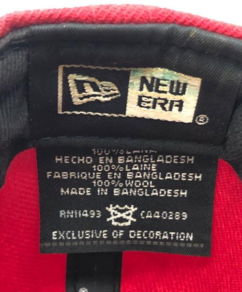 SUPREME（シュプリーム）Supreme (シュプリーム) New Era (ニューエラ) 18SS Classic Script Cap レッドの古着・服飾アイテム