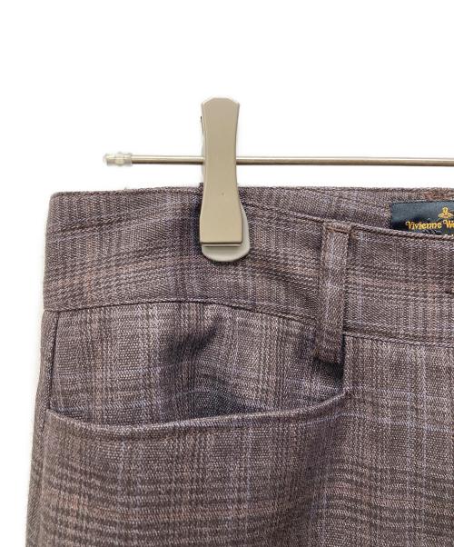 Vivienne Westwood ANGLOMANIA（ヴィヴィアンウエストウッドアングロマニア）VIVIENNE WESTWOOD ANGLOMANIA (ヴィヴィアンウエストウッドアングロマニア) 裾変形チェックパンツ ブラウン サイズ:42の古着・服飾アイテム