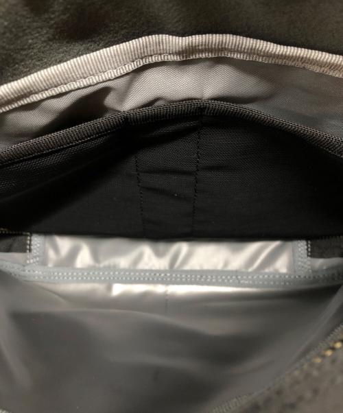 PORTER（ポーター）PORTER (ポーター) LIFT ショルダーバッグ ブラックの古着・服飾アイテム