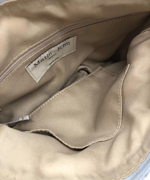 Matin Kim（マーティン・キム）Matin Kim (マーティン・キム) BIG PADDIN MESSENGER BAG ブルーの古着・服飾アイテム