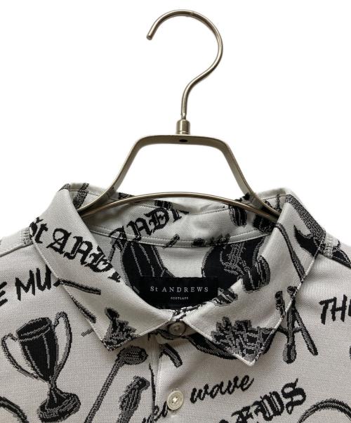 St ANDREWS（セントアンドリュース）St ANDREWS (セントアンドリュース) ミュージック柄ジャガード半袖シャツ グレー サイズ:M 未使用品の古着・服飾アイテム