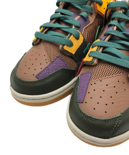 NIKE（ナイキ）NIKE (ナイキ) ローカットスニーカー ブラウン サイズ:25.5 未使用品の古着・服飾アイテム