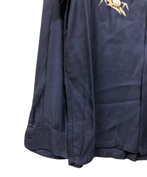 東洋エンタープライズ（トウヨウエンタープライズ）東洋エンタープライズ (トウヨウエンタープライズ) JAPAN MAP L/S SUKA RAYON SHIRT ネイビー サイズ:Mの古着・服飾アイテム