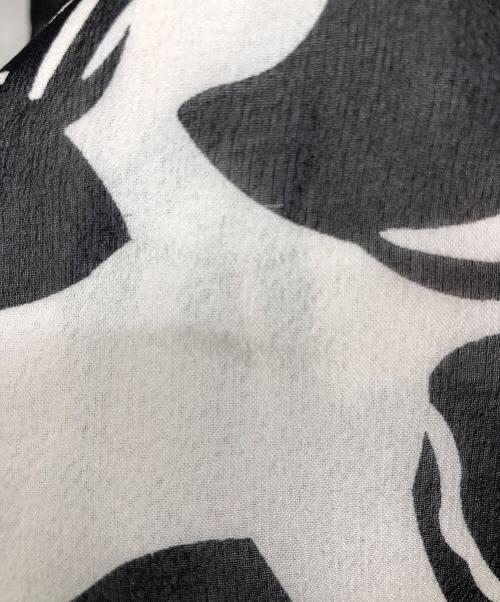 DIANE VON FURSTENBERG（ダイアンフォンファステンバーグ）DIANE VON FURSTENBERG (ダイアンフォンファステンバーグ) シルクブラウス ブラック×ホワイト サイズ:記載なしの古着・服飾アイテム