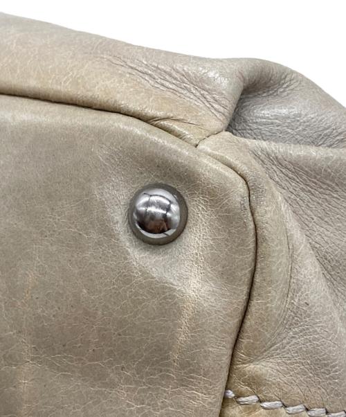 MIU MIU（ミュウミュウ）MIU MIU (ミュウミュウ) Archive Heart 2way Tote Bag ベージュの古着・服飾アイテム