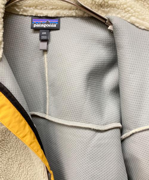 Patagonia（パタゴニア）Patagonia (パタゴニア) Ms Classic Retro-X Jacket ベージュ×イエロー サイズ:XXSの古着・服飾アイテム