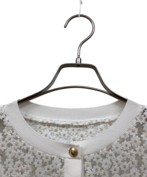 JUSGLITTY（ジャスグリッティー）JUSGLITTY (ジャスグリッティー) ミニブーケカーディガン ホワイト サイズ:SIZE 2の古着・服飾アイテム