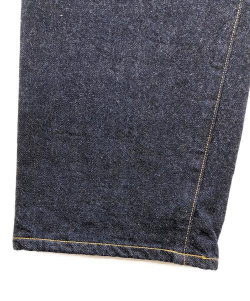 YAECA（ヤエカ）YAECA (ヤエカ) 7-13W TAPERED DENIM インディゴ サイズ:SIZE 32の古着・服飾アイテム