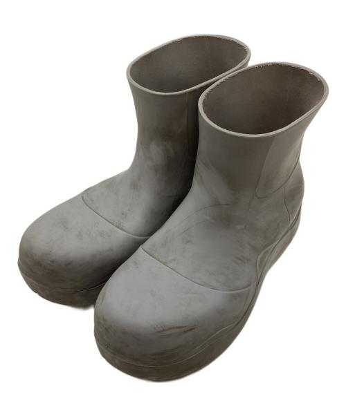 BOTTEGA VENETA（ボッテガベネタ）BOTTEGA VENETA (ボッテガベネタ) Puddle Ankle Boot グレー サイズ:SIZE 43の古着・服飾アイテム