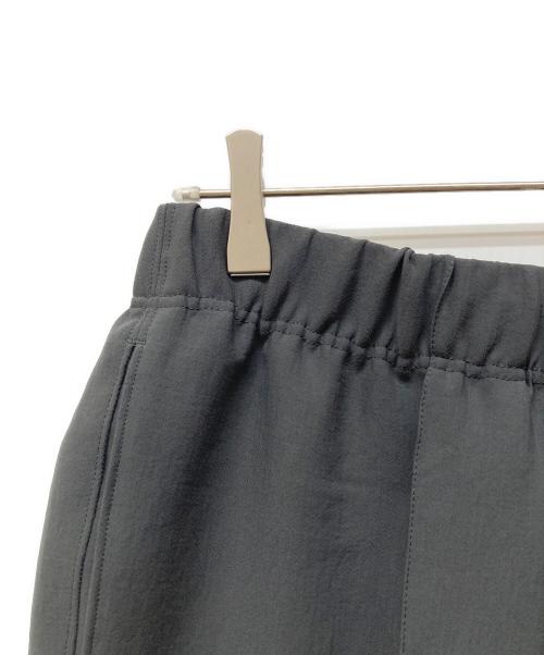 UNITED ARROWS（ユナイテッドアローズ）UNITED ARROWS (ユナイテッドアローズ) SONS by DAISUKE OBANA ESSENS (サンズ バイ ダイスケ オバナ エッセンス) I CR REG PANTS グレー サイズ:M 未使用品の古着・服飾アイテム