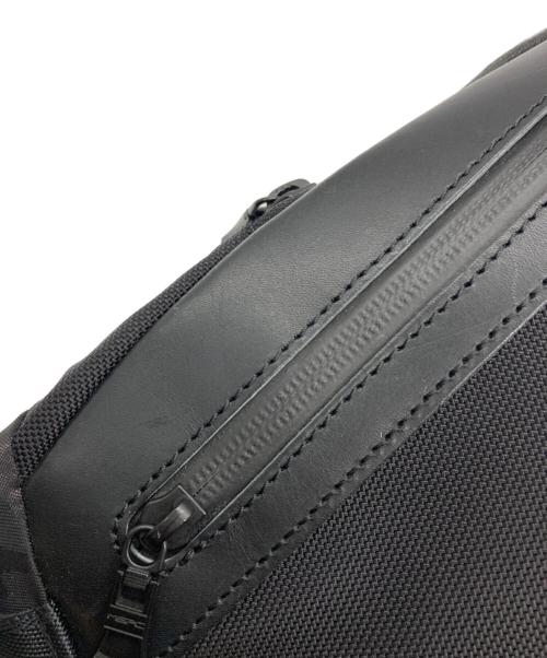 master-piece（マスターピース）master-piece (マスターピース) Black Crazy スリングバッグ ブラックの古着・服飾アイテム