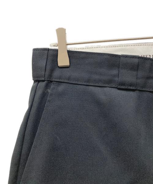 WILLY CHAVARRIA（ウィリーチャバリア）WILLY CHAVARRIA (ウィリーチャバリア) Dickies (ディッキーズ) WIDE LEG CHINO-length28 ブラック サイズ:SIZE 32の古着・服飾アイテム