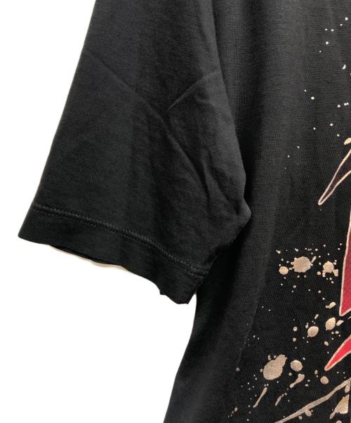 DSQUARED2（ディースクエアード）DSQUARED2 (ディースクエアード) NIGHT RIOT TEE ブラック×レッド サイズ:Ｓ 未使用品の古着・服飾アイテム