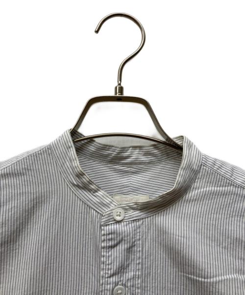 COMOLI（コモリ）COMOLI (コモリ) バンドカラーシャツ ホワイト サイズ:１の古着・服飾アイテム