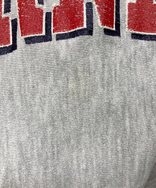 Champion（チャンピオン）Champion (チャンピオン) REVERSE WEAVE プリントスウェット グレー×レッド サイズ:Lの古着・服飾アイテム