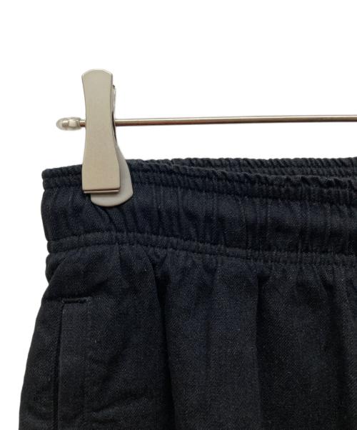 MARKAWARE（マーカウェア）MARKAWARE (マーカウェア) DENIM TRACK PANTS ブラック サイズ:1の古着・服飾アイテム