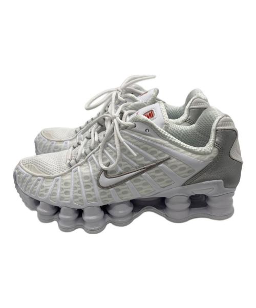 NIKE（ナイキ）NIKE (ナイキ) W SHOX TL WHITE ホワイト サイズ:SIZE 24cmの古着・服飾アイテム