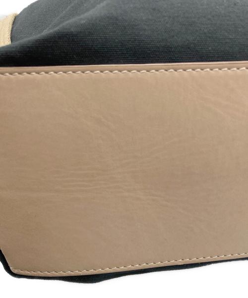 GIANNI CHIARINI（ジャンニ キアリーニ）GIANNI CHIARINI (ジャンニ キアリーニ) キャンバストートバッグ ベージュの古着・服飾アイテム