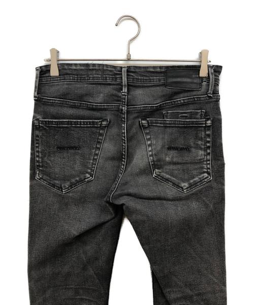 YANUK（ヤヌーク）YANUK (ヤヌーク) NEIL デニムパンツ グレー サイズ:30の古着・服飾アイテム