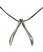 JILL PLATNERジルプラットナー）の古着「WISHBONE ネックレス」｜ブラック