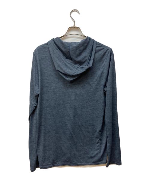 Patagonia（パタゴニア）Patagonia (パタゴニア) キャプリーン・クール・デイリー・フーディ グレー サイズ:mの古着・服飾アイテム