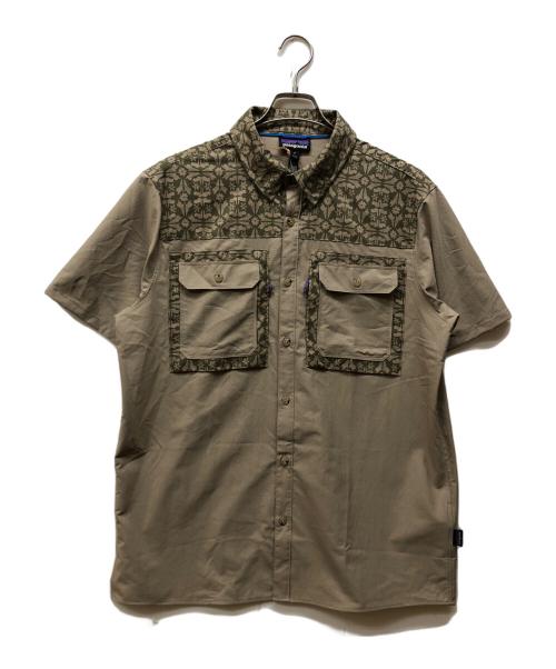 Patagonia（パタゴニア）Patagonia (パタゴニア) ショートスリーブ・セルフガイデッド・サン・シャツ ベージュ サイズ:M 未使用品の古着・服飾アイテム