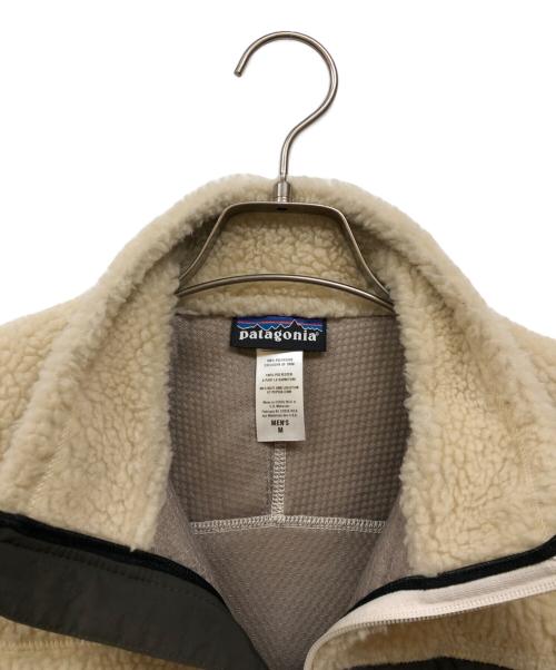 Patagonia（パタゴニア）Patagonia (パタゴニア) CLASSIC RETRO-X VEST ベージュ サイズ:Mの古着・服飾アイテム