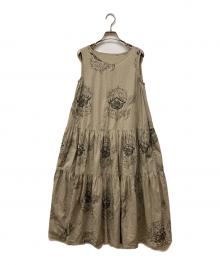 io comme io（イオコムイオ）の古着「刺繍ノースリーブワンピース」｜ベージュ